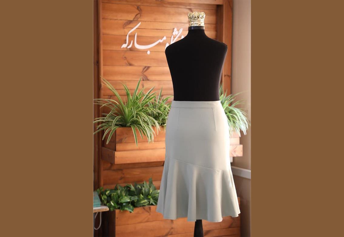 دامن نیلوفری